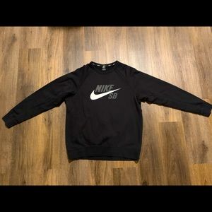 Nike SB Long Sleeve Sweater